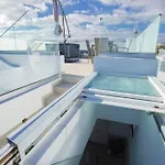 Rooftop Sea View With Jacuzzi And A/c Puerto del Carmen (Lanzarote)