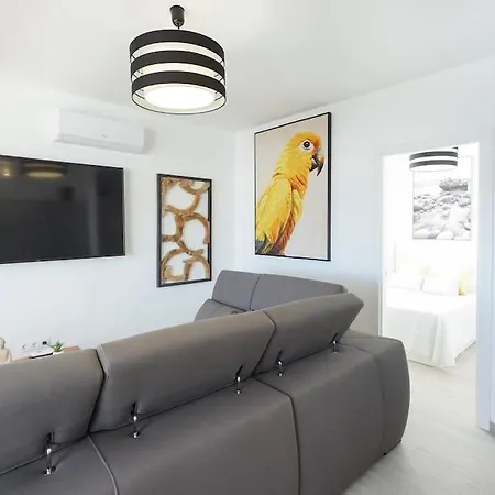 Rooftop Sea View With Jacuzzi And A/c Puerto del Carmen (Lanzarote)