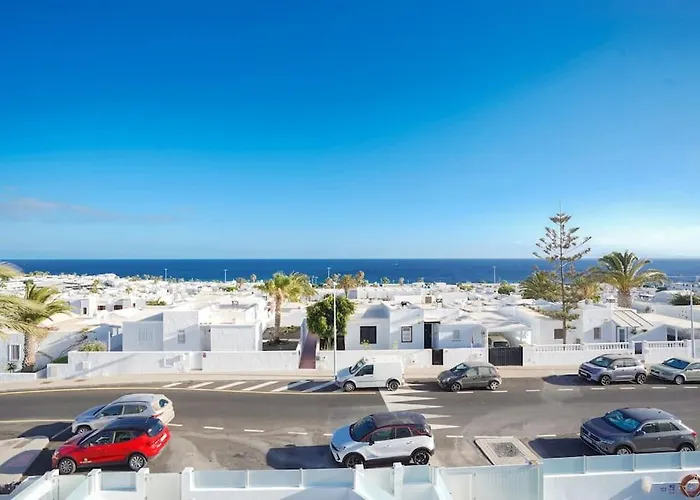 Apartmán Rooftop Sea View With Jacuzzi And A/c